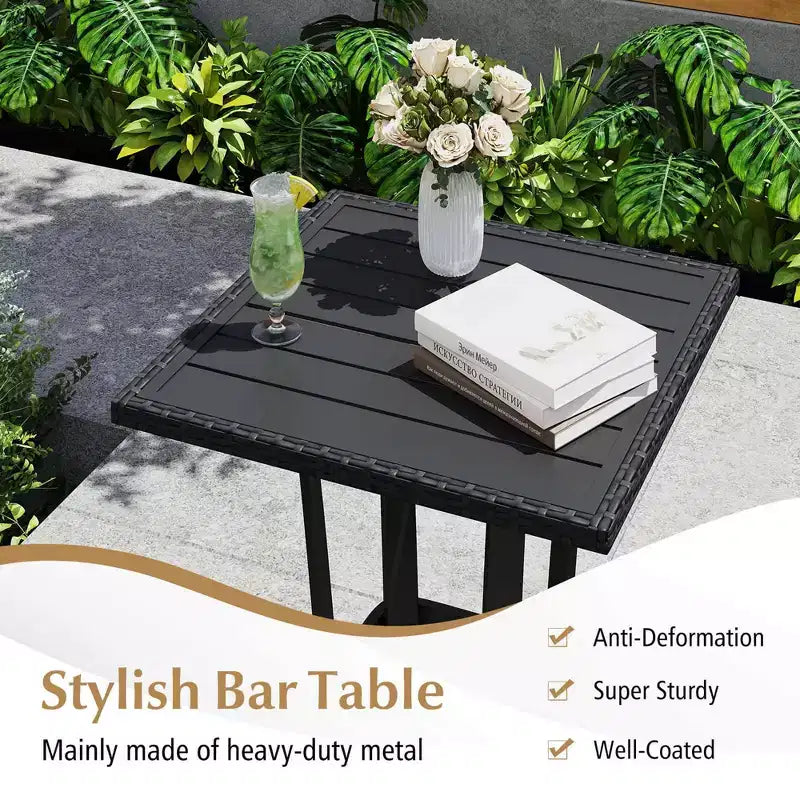 Costway ensemble de bar de patio en osier de 3 PCS avec chaises en rotin et table carrée à cadre métallique robuste