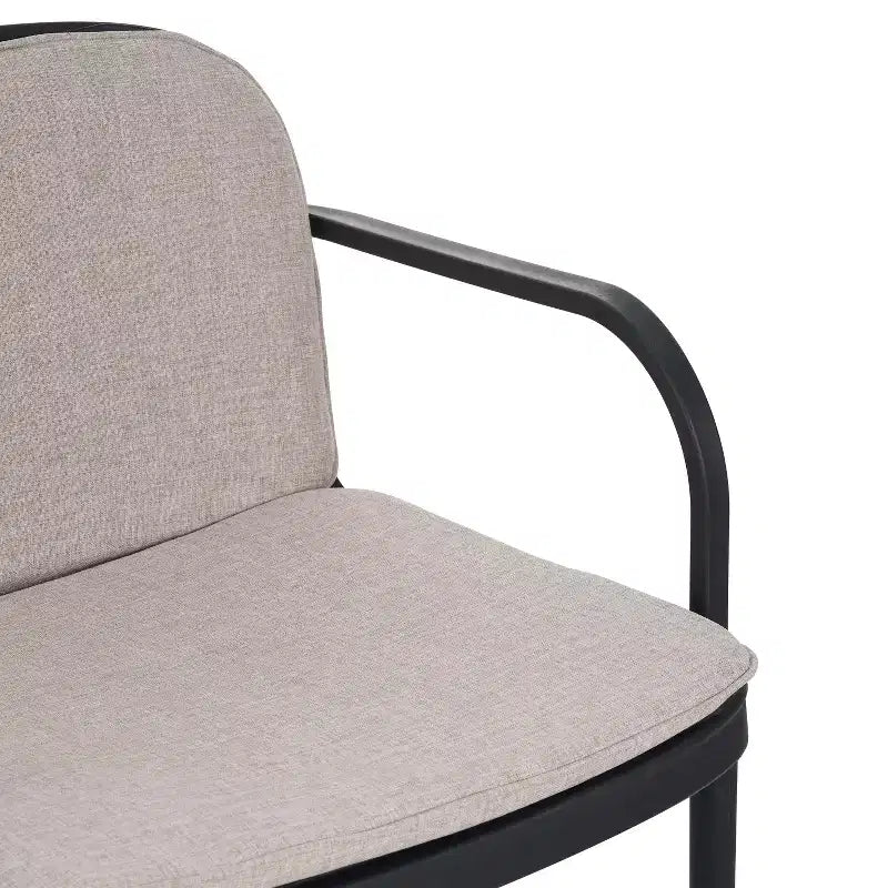 Conjunto moderno de 3 piezas para exterior Gunda de Christopher Knight Home, con sofá de dos plazas y silla tapizados en polipropileno