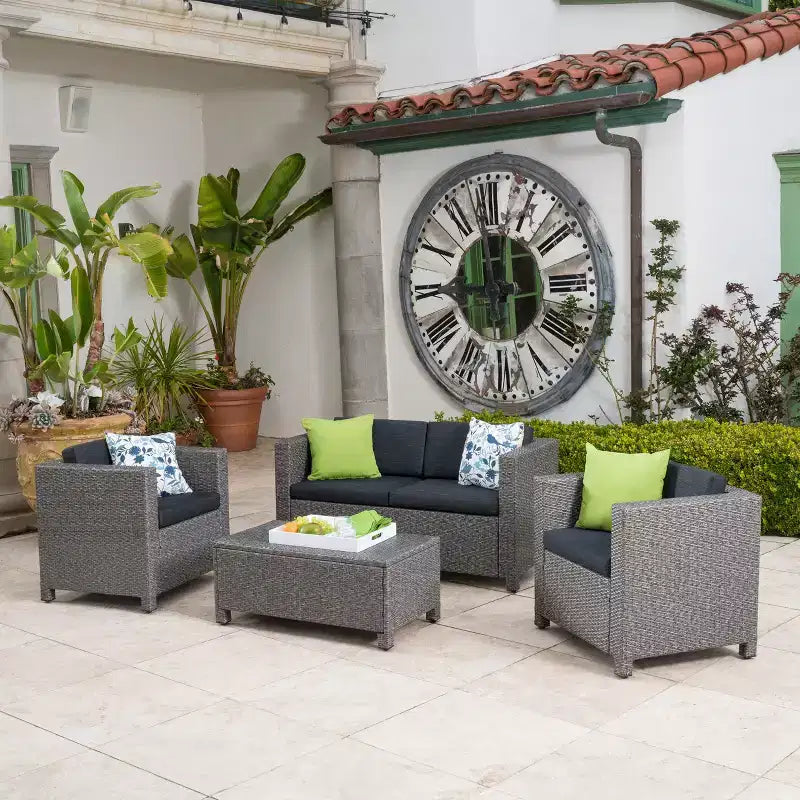 Conjunto de conversación de mimbre para exterior Christopher Knight Home Puerta de 4 plazas, con cojines