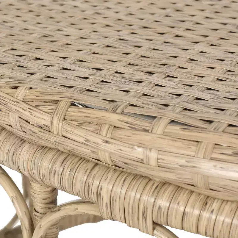 Ensemble de causeuse et table basse d’extérieur en osier Colmar de GDFStudio avec coussins, marron clair/beige
