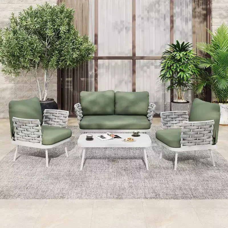 Ensemble de salon de jardin moderne 4 pièces Belle de Christopher Knight Home, en métal et corde rembourrée, avec table basse