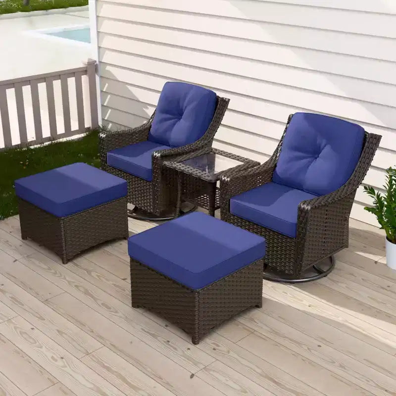 Conjunto de muebles de patio exterior de mimbre Azure Bay de EAGLE PEAK, de 5 piezas, con sillas mecedoras giratorias, otomanas y mesa auxiliar