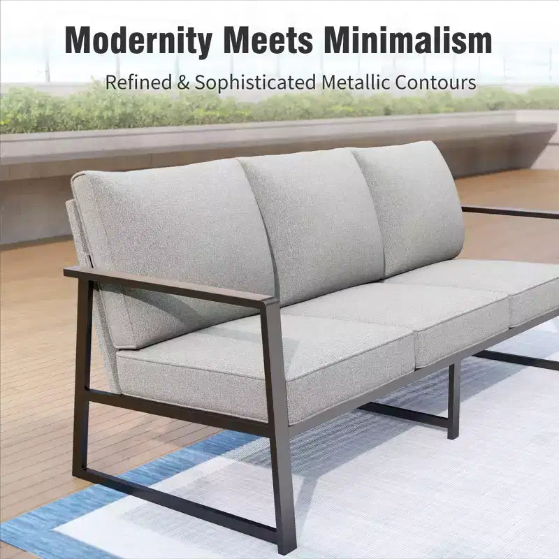 Conjunto de asientos para conversar de patio exterior moderno Modren de Captiva Designs, con estructura de metal y mesa de centro