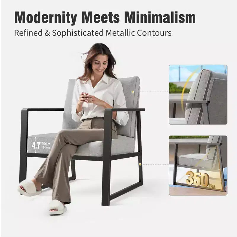 Conjunto de asientos para conversar de patio exterior moderno Modren de Captiva Designs, con estructura de metal y mesa de centro