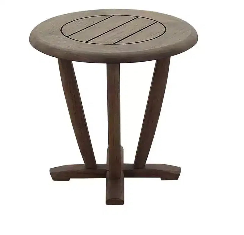 Conjunto de asientos de 3 piezas de teca FSC Avalon de Courtyard Casual. Incluye: dos sillones club y una mesa auxiliar redonda