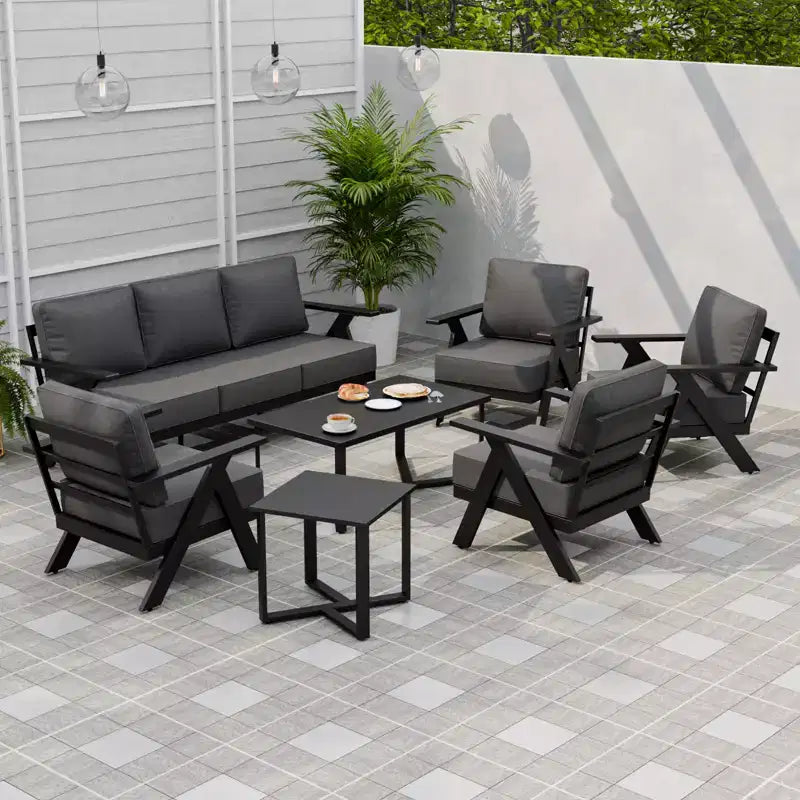 Ensemble de mobilier de patio extérieur moderne Urban Slate d’EAGLE PEAK, 7 pièces : canapé, fauteuils de patio, table basse et table d’appoint