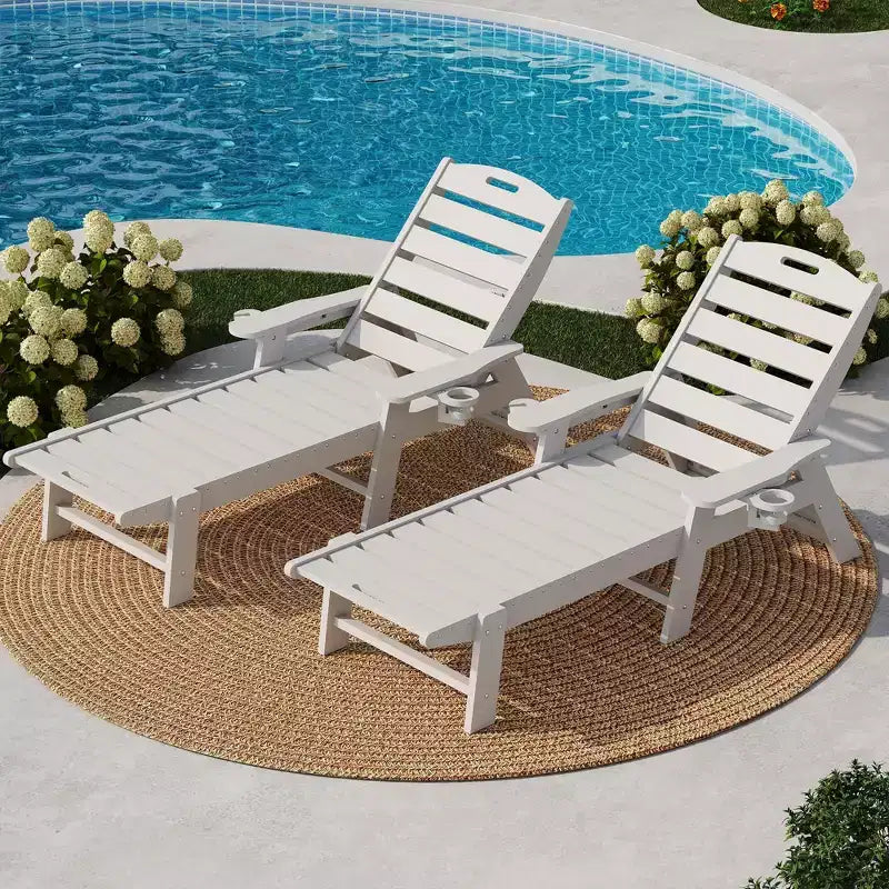 Übergroßer, verstellbarer Lounge-Sessel für die Terrasse mit Rollen und Getränkehalter
