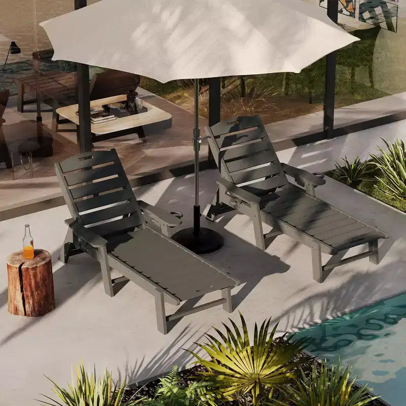 Übergroßer, verstellbarer Lounge-Sessel für die Terrasse mit Rollen und Getränkehalter