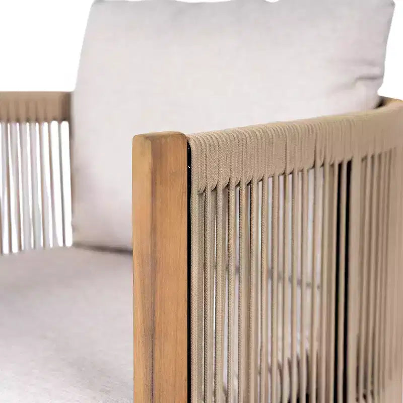 Conjunto Christopher Knight Home Yamina de 2 piezas con silla giratoria de cuerda para exterior y mesa auxiliar de madera de acacia