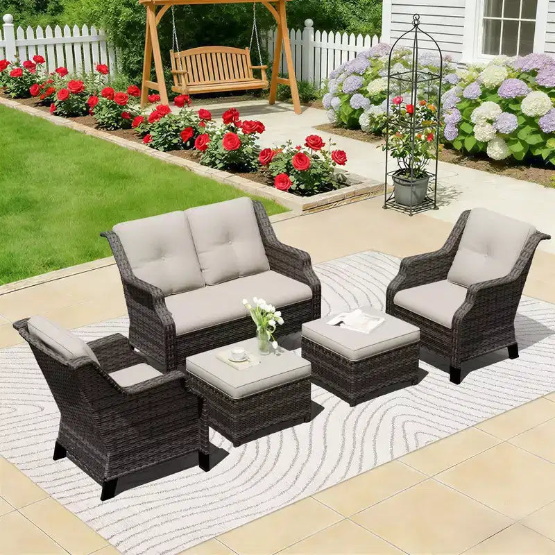 Conjunto de sala de exterior UPTIOT con sofá de dos plazas, sillas y otomana