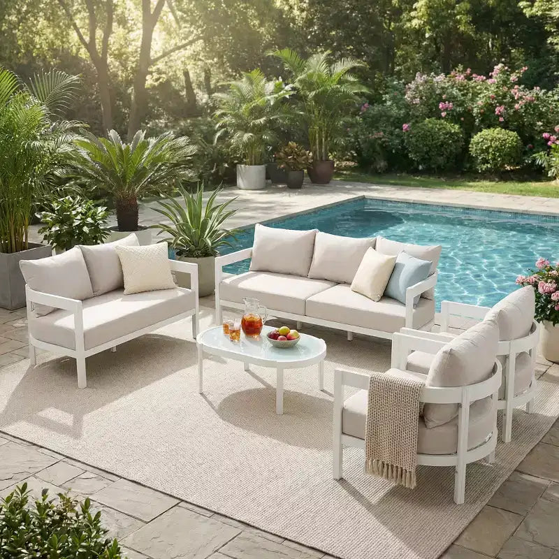 Christopher Knight Home Althea modernes 5-teiliges Outdoor-Sitzset aus gebogenem Aluminium mit gläsernem Couchtisch