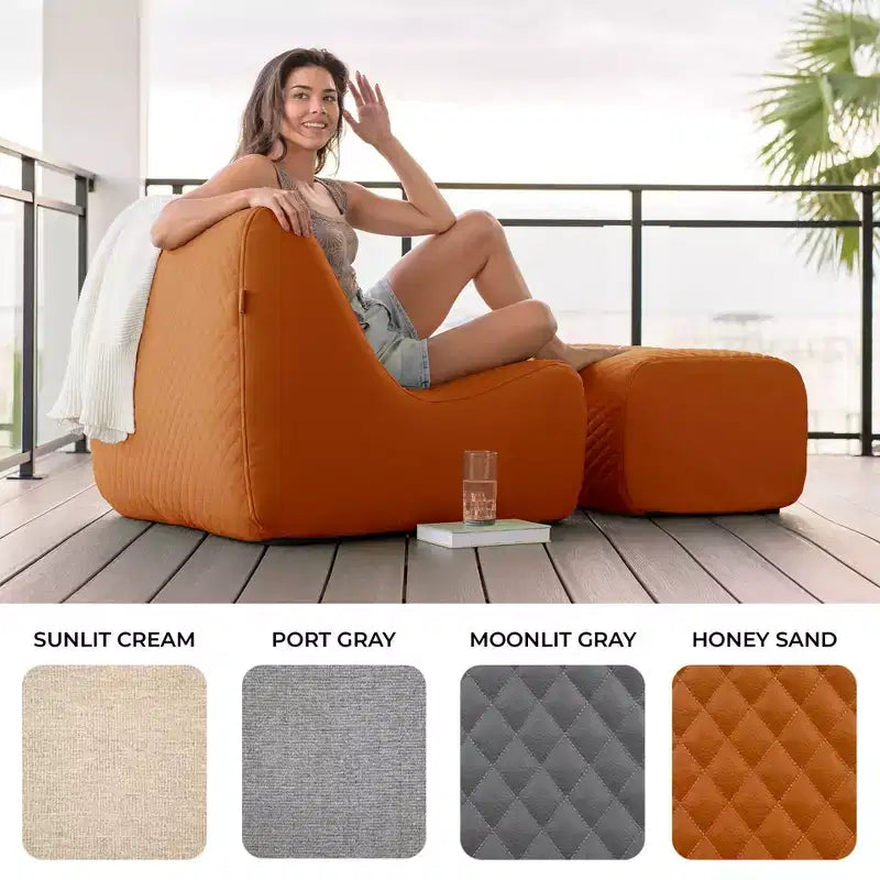 Conjunto de muebles de exterior para patio Big Joe Solvana, silla y otomana de cuero cosido de silicona Cool Touch resistente a la intemperie, sofá seccional de 2 piezas, color arena miel