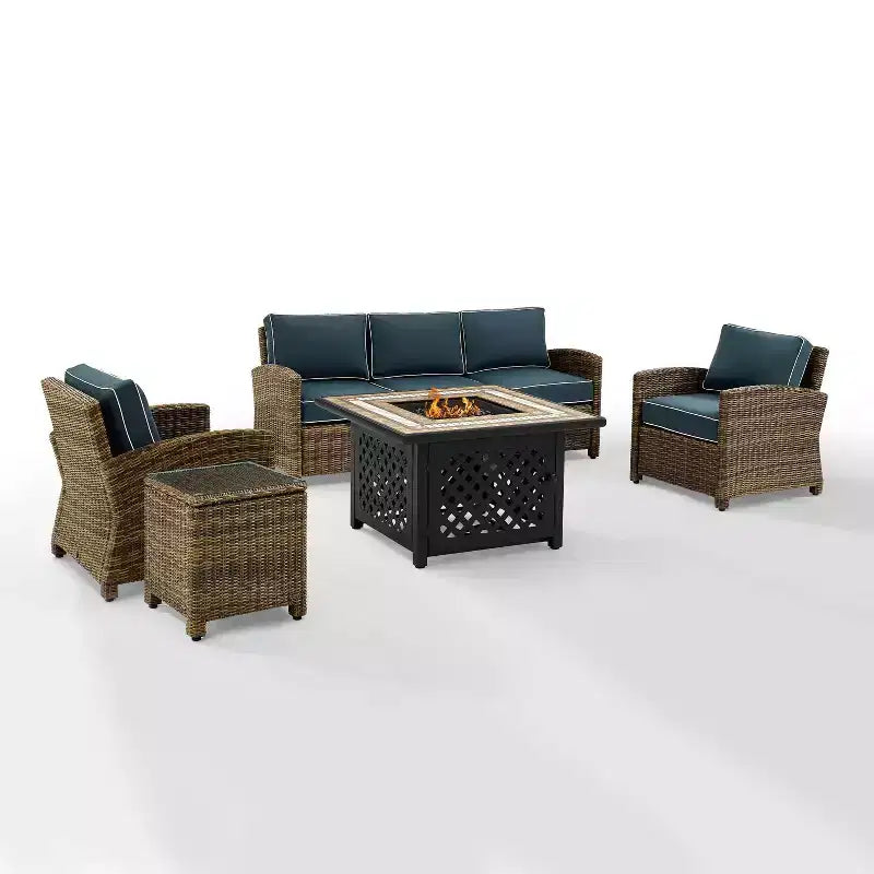 Conjunto de conversación exterior de mimbre de 5 piezas Bradenton con mesa con fogón - Crosley