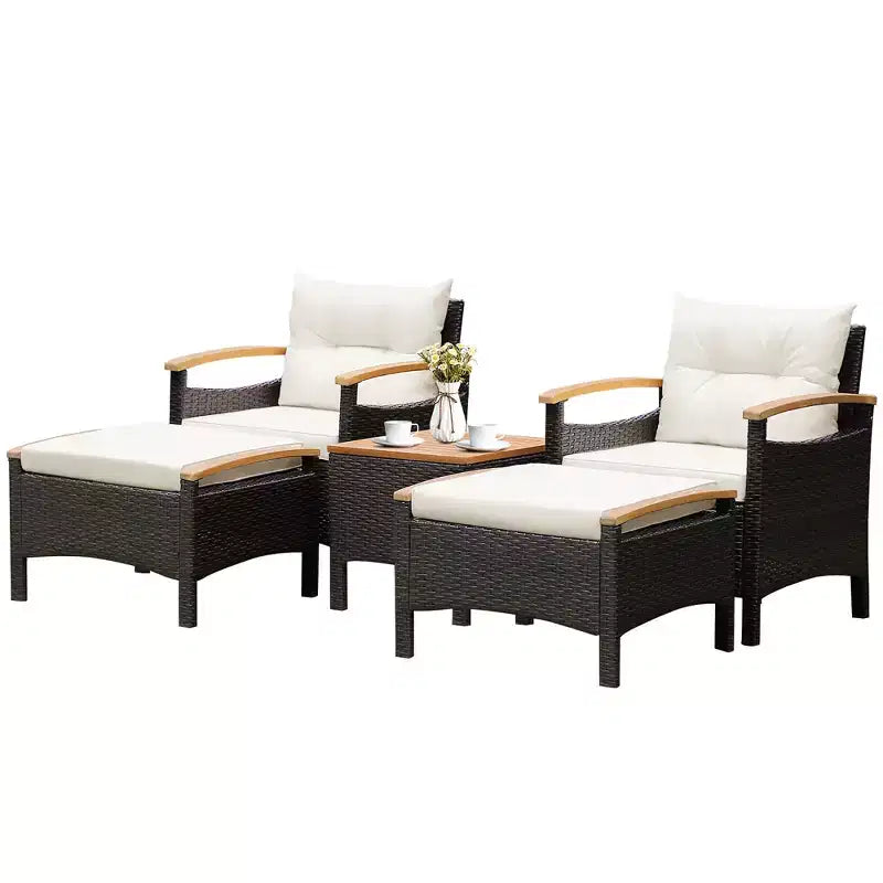Conjunto de muebles de ratán para patio Costway de 5 piezas, sofá, otomana y mesa acolchada con superficie de madera