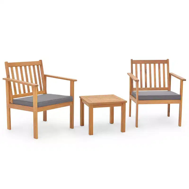 Conjunto de muebles de madera para patio Costway de 3 piezas, sillas de madera de acacia y mesa de centro con cojines suaves gris/blanco
