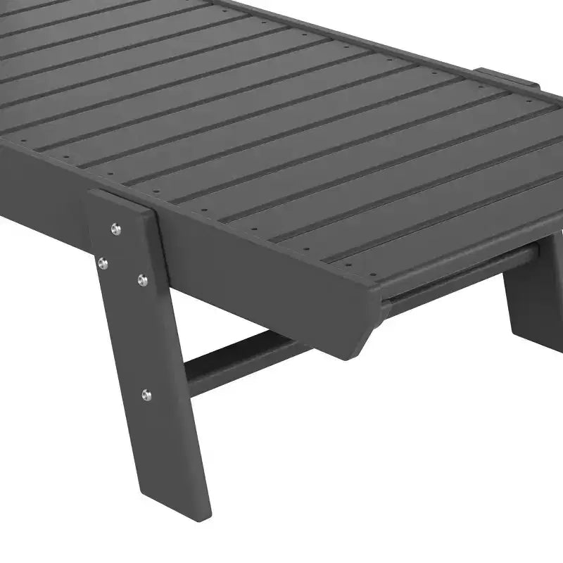 WestinTrends conjunto de 2 piezas de silla tumbona de patio exterior de polietileno con mesa auxiliar