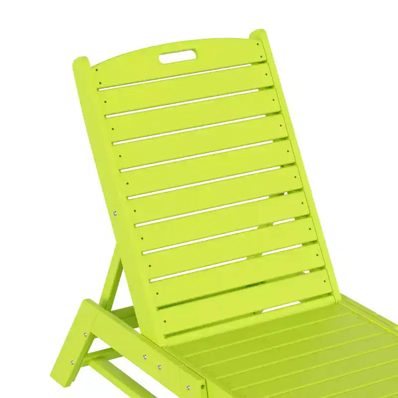 WestinTrends conjunto de 2 piezas de silla tumbona de patio exterior de polietileno con mesa auxiliar