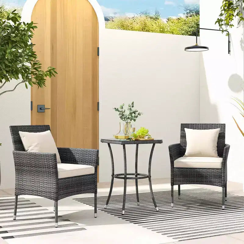 Costway 3-teiliges Terrassenmöbel-Set mit gepolsterten Terrassenstühlen und Couchtisch aus gehärtetem Glas, Grau/Marineblau/Weiß/Schwarz